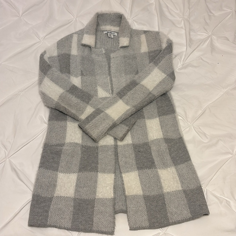 William Rast long grey and white sweater with pockets
